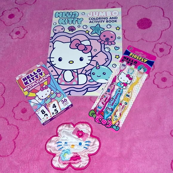 Hello Kitty Coloring book - Picture 2 of 5